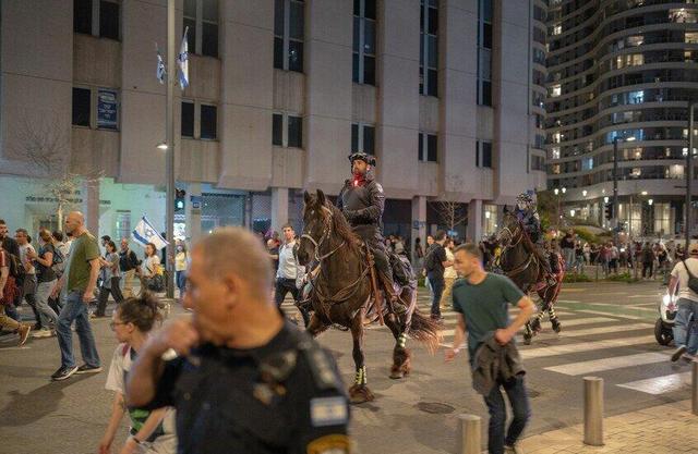 افزایش تنش‌ها در اراضی اشغالی در پی رخداد زندان «سدی تیمان»