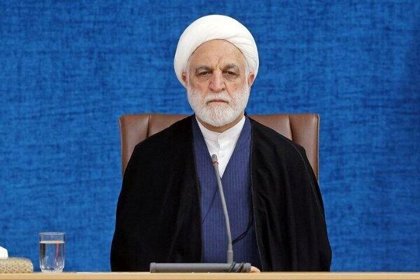 اژه‌ای: بانک مرکزی در موارد مشابه بانک آینده نگذارد کار به مراحل پرهزینه بکشد