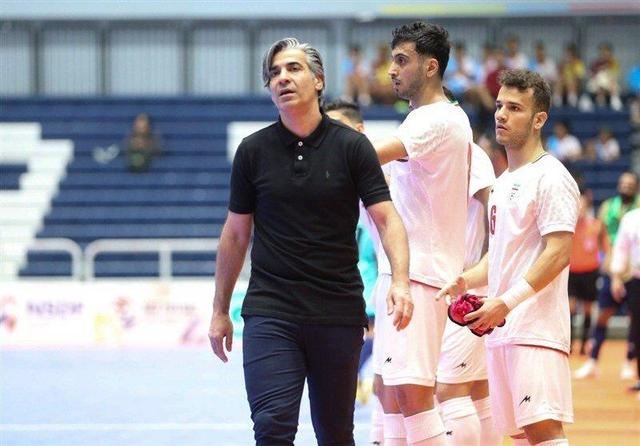 گاز گرفتگی وحید شمسایی و دستیارانش در عربستان