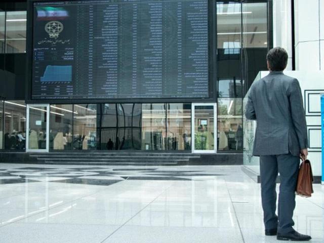 شاخص کل از سقف تاریخی عبور کرد + عکس | رکورد تازه بورس تهران