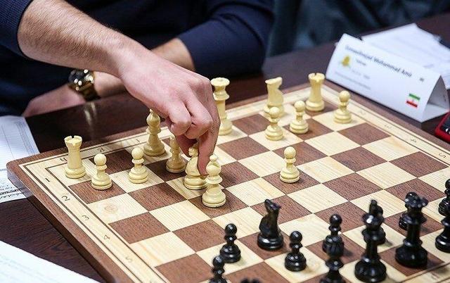 پول برای اعزام جهانی نیست، برای اعزام همراه به تایلند هست؟/ خواهر رئیس فدراسیون شطرنج هم به تایلند می رود!