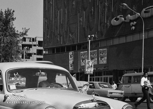 ستاره‌های فوتبال ایران برای این فیلم بلیت فروختند +عکس