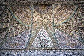 ویدئو| کاشی‌کاری چشم‌نواز مسجد وکیل شیراز