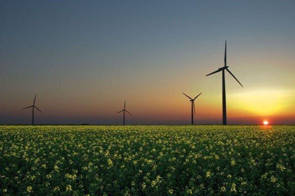 شرایط حضور سرمایه‌گذاران انرژی پاک در استان فراهم است