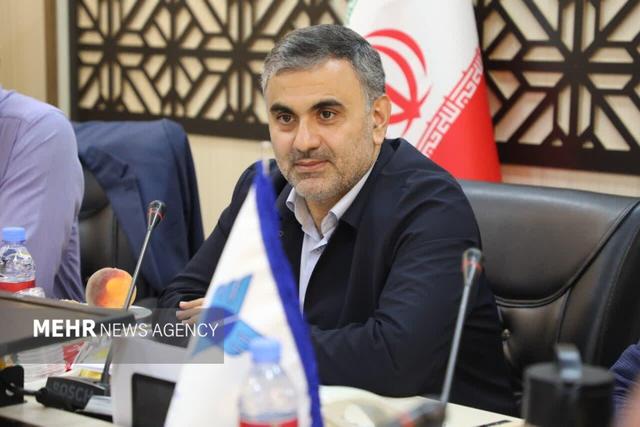 دعوت رئیس دانشگاه آزاد از دانشجویان برای حضور در راهپیمایی ۱۳ آبان