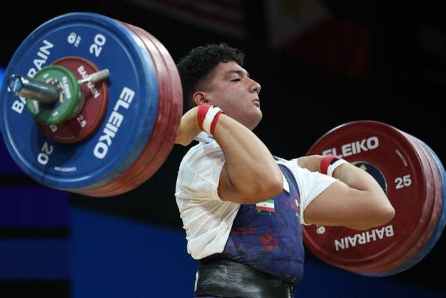 رقابت‌های بین‌المللی وزنه‌برداری سیزم در بابلسرآغاز شد