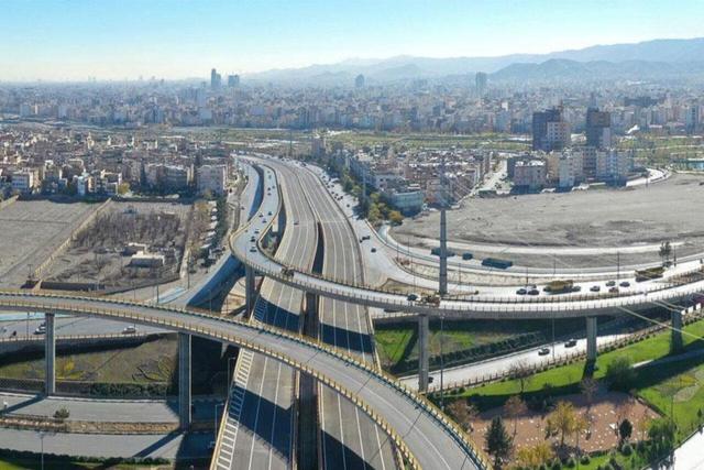 زمانیان: مسیرهای اطراف میدان امام حسن(ع) مشهد مسدود شد