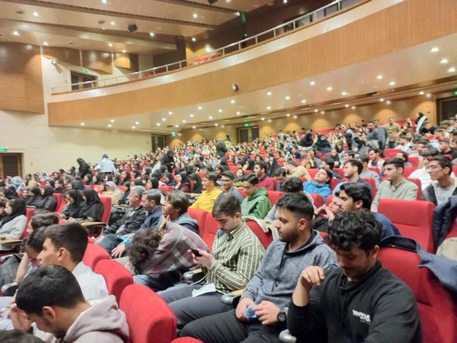 دانشگاه دامغان ۶۰۰ دانشجوی خارجی دارد