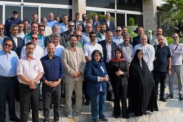 روایتی از بازدید مدیران رسانه‌ای از قطب پتروشیمی ایران