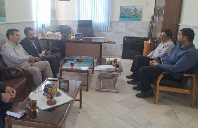 بررسی توانمندی‌های صنایع‌دستی و تولیدات هنری در توسعه اقتصادی اسفراین