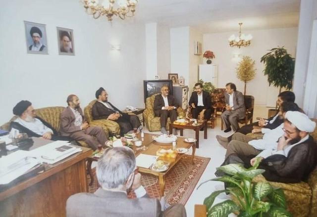 جلسه هفتگی مدیران مسئول روزنامه‌ها ۳۰ سال پیش!