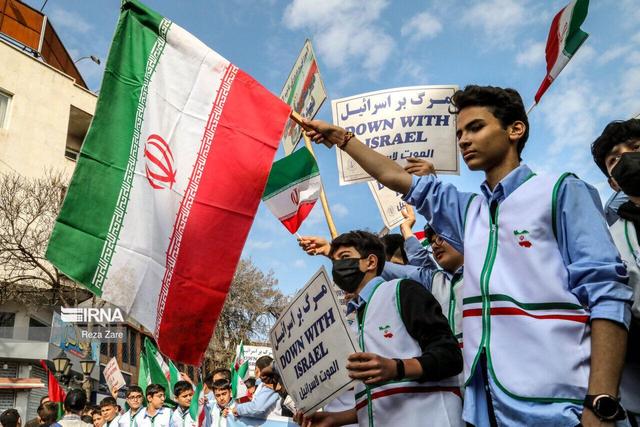 مدیرکل آموزش و پرورش کرمان: ۱۳ آبان نماد دانایی و اقتدار ملت ایران است