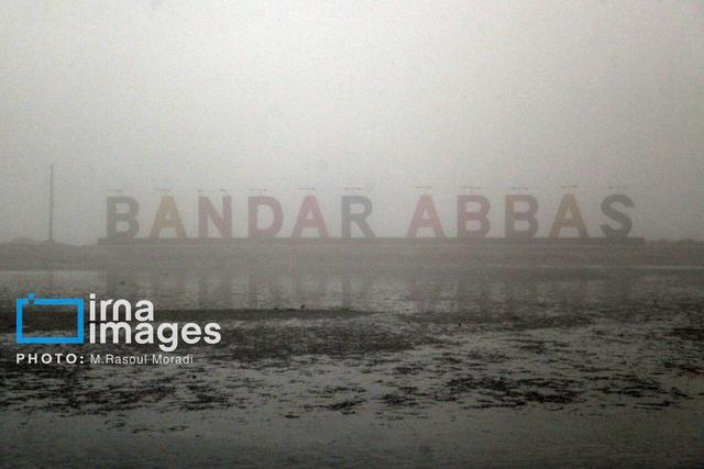 هشدار نارنجی گرد و خاک در هرمزگان/تصمیم‌گیری درباره تعطیلی مدارس تا امشب