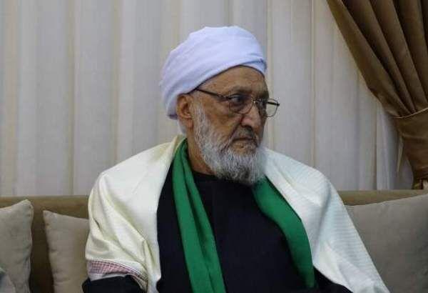 ۱۳ آبان نماد وحدت و انسجام ملی ایران است