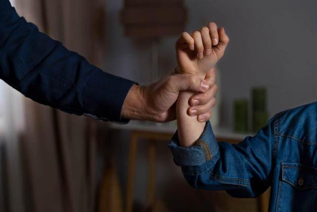 خشونت های عاطفی بالاتر از خشونت های جسمی و اقتصادی در خانه ها