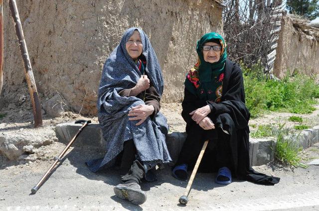 کاشمر در آستانه گذر جمعیتی تاریخی از جوانی به سالمندی
