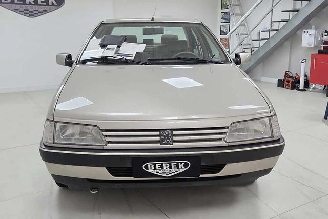 پژو ۴۰۵ در خارج چند؟