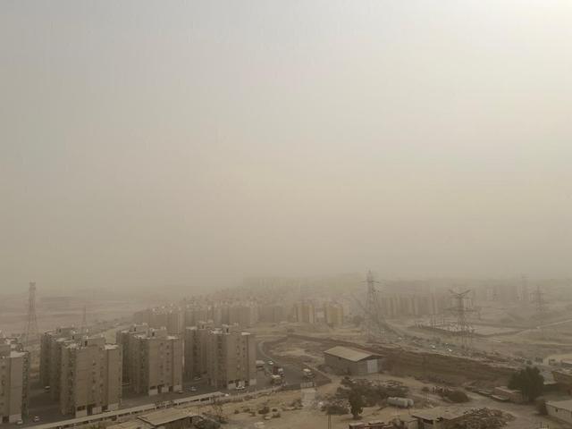 کلاس‌های نوبت بعدازظهر مدارس شرق هرمزگان و قشم به‌دلیل گرد و غبار مجازی شد