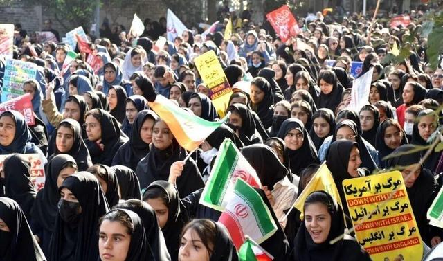 سلطه‌ستیزی ایران اسلامی به الگویی جهانی تبدیل شده است