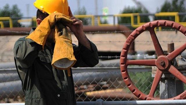 معیشت کارگران ۲۵ درصد گران شد | دخل و خرج خانوارهای کارگری در تنگنا