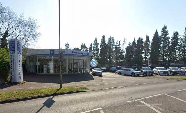 تبدیل نمایشگاه خودرو به مسجد و مرکز اسلامی در شرواتر انگلیس تأیید شد