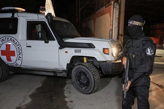 وحشت رژیم اشغالگر از حضور مبارزان حماس در منطقه زرد غزه