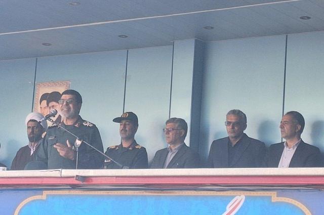 حضور پرشور مردم اراک در راهپیمایی ۱۳ آبان