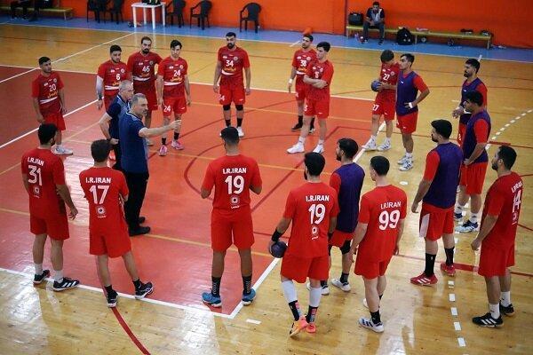 رافائل ۱۶ بازیکن را به اردوی تیم ملی هندبال مردان فراخواند