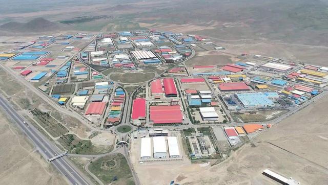 پیگیری رفع بوی نامطبوع آلاینده‌های شهرک صنعتی سمنان