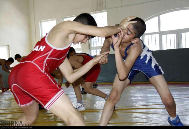 دعوت از سه استعداد برتر همدان به اردوی تیم ملی کشتی نوجوانان