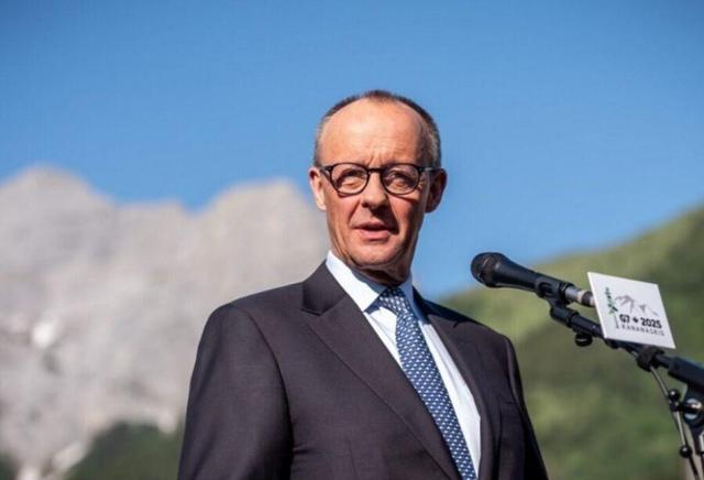 مرتس از پناهندگان سوری خواست آلمان را ترک کنند