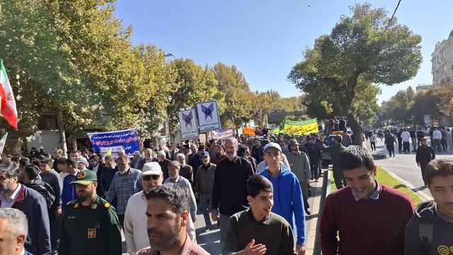 راهپیمایی ۱۳ آبان بروجرد؛ تجلی وحدت ملی