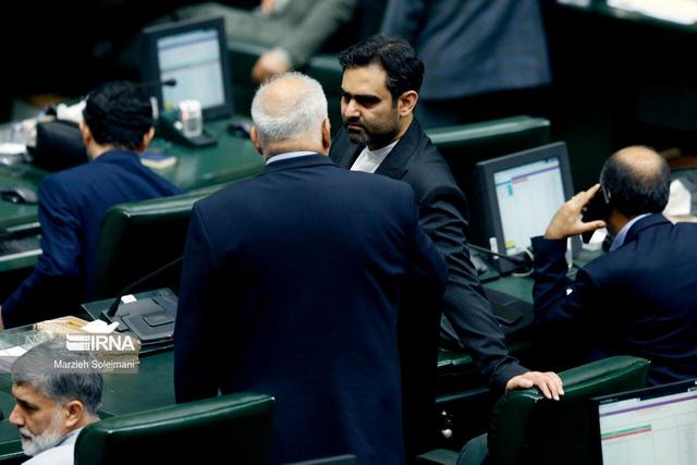 نماینده تهران: توافق ایران با تلگرام باید در مجلس بررسی شود