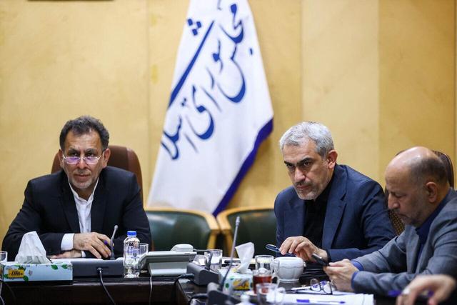 نحوه توزیع درآمد مالیات بر ارزش افزوده با حضور وزیر اقتصاد بررسی شد