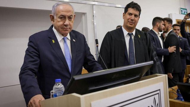 نتانیاهو بار دیگر برای پاسخ به اتهامات فساد در دادگاه «تل‌آویو» حاضر شد