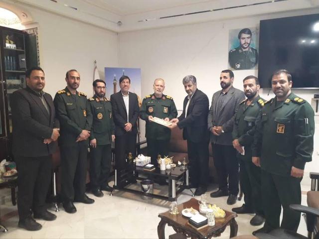 دیدار مدیرکل ورزش و جوانان قم با فرمانده سپاه امام علی بن ابی‌طالب (ع)