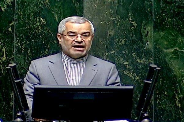 نماینده رشت: معوقات و حقوق کادر درمان به موقع پرداخت شود