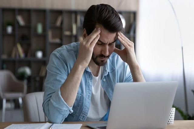 «آه کشیدن» در هنگام ناراحتی به کاهش استرس کمک می‌کند