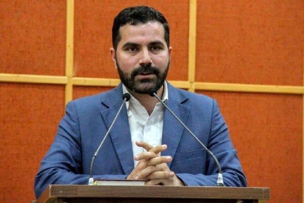 شهدا را نباید دست نیافتنی معرفی کنیم/ «کنج حرم» را فقط با ایمان و نیت شخصی نوشتم