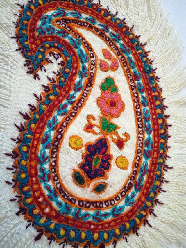 چراغ نمایشگاه ملی صنایع‌دستی در کرمان روشن شد / کارمانیا میزبان هنرمندان سراسر کشور