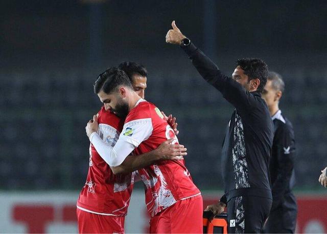 هیچ کس این بازیکن پرسپولیس را نمی خواهد | اوسمار تکلیفش را برای همیشه روشن می کند