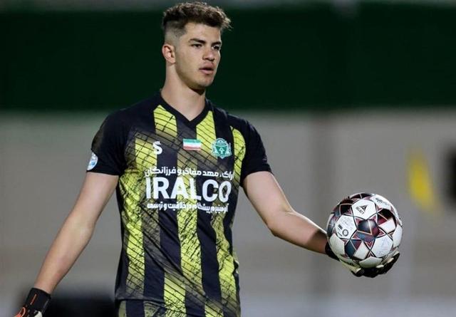 مربی گلرهای استقلال را آنفالو کردم!/ تا زمانی که حسینی اجازه ندهد از آلومینیوم نمی‌روم