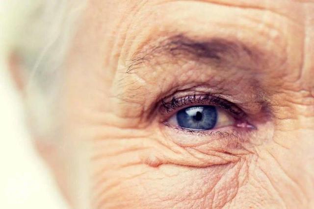 گرمادرمانی؛ درمانی امیدبخش برای میلیون‌ها سالمند و جلوگیری از نابینایی