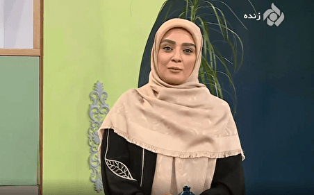 ببینید| عذرخواهی مجری تلویزیون به‌دلیل اشتباه لفظی درباره شهادت حضرت فاطمه زهرا(س)