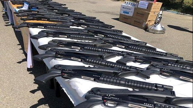 کشف ۱۰۰ قبضه سلاح شورشی در گمرک بازرگان