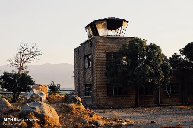 یادگاری اشغال؛ بازمانده برج مراقبت نیروهای آمریکایی در همدان