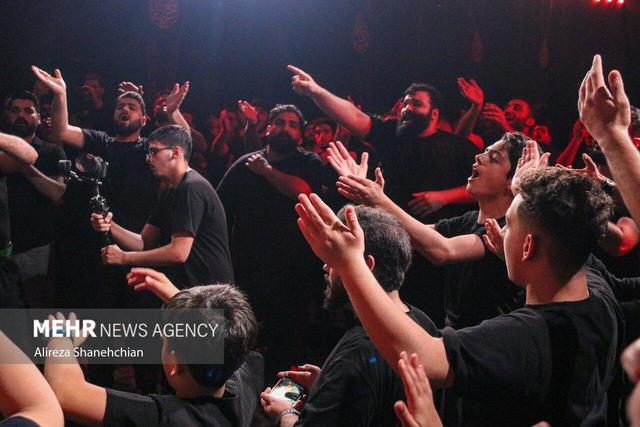 برگزاری روضه خیابانی فاطمیه در کرمانشاه