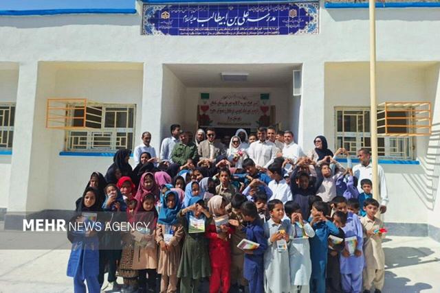 ترکمانی نیائی: خیرین سیریک در نهضت مدرسه‌سازی پیشتاز شدند