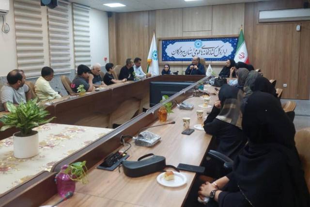 ادبیات هرمزگان بازمانده از ادبیاتِ پارسی کهن است