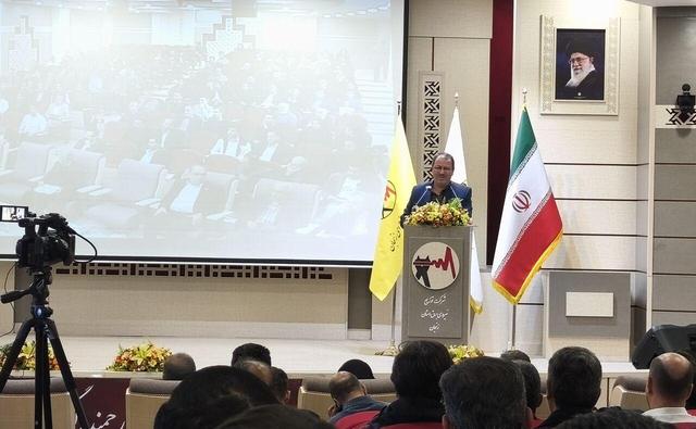 اتصال پنج نیروگاه خورشیدی جدید به شبکه برق زنجان تا پایان سال